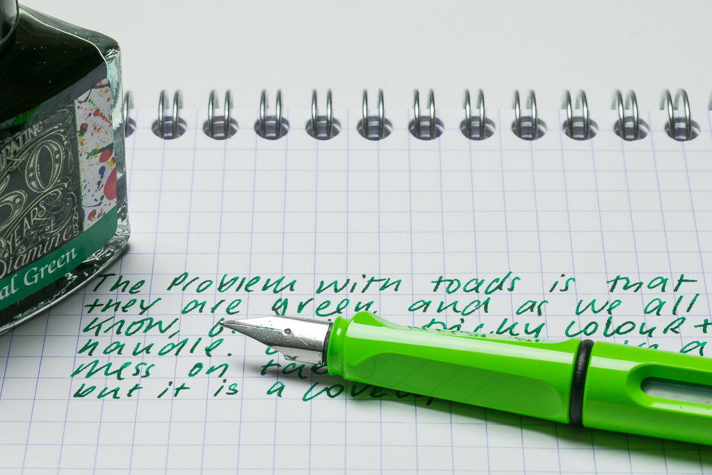 Lamy Safari Fountain Pen Review: Best Fountain Pens for Beginners